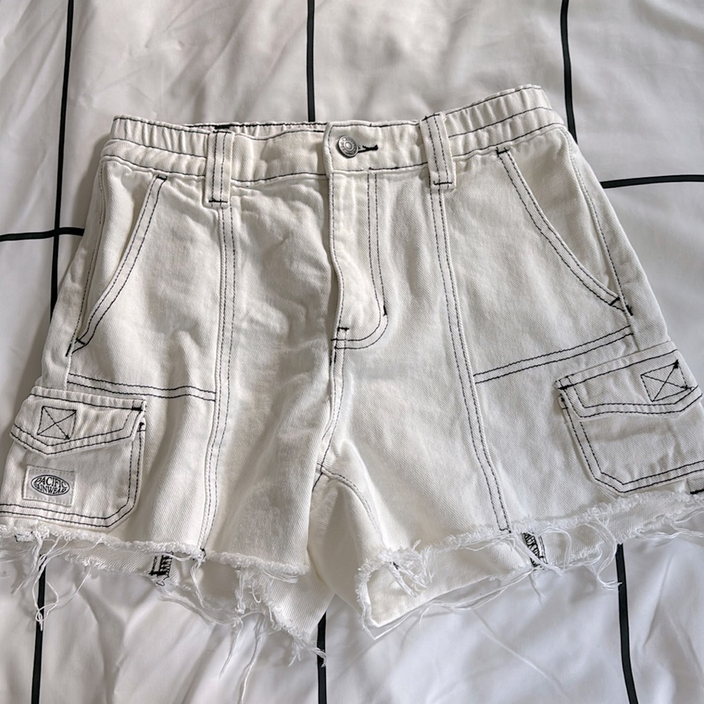 PacSun White and Black Shorts
